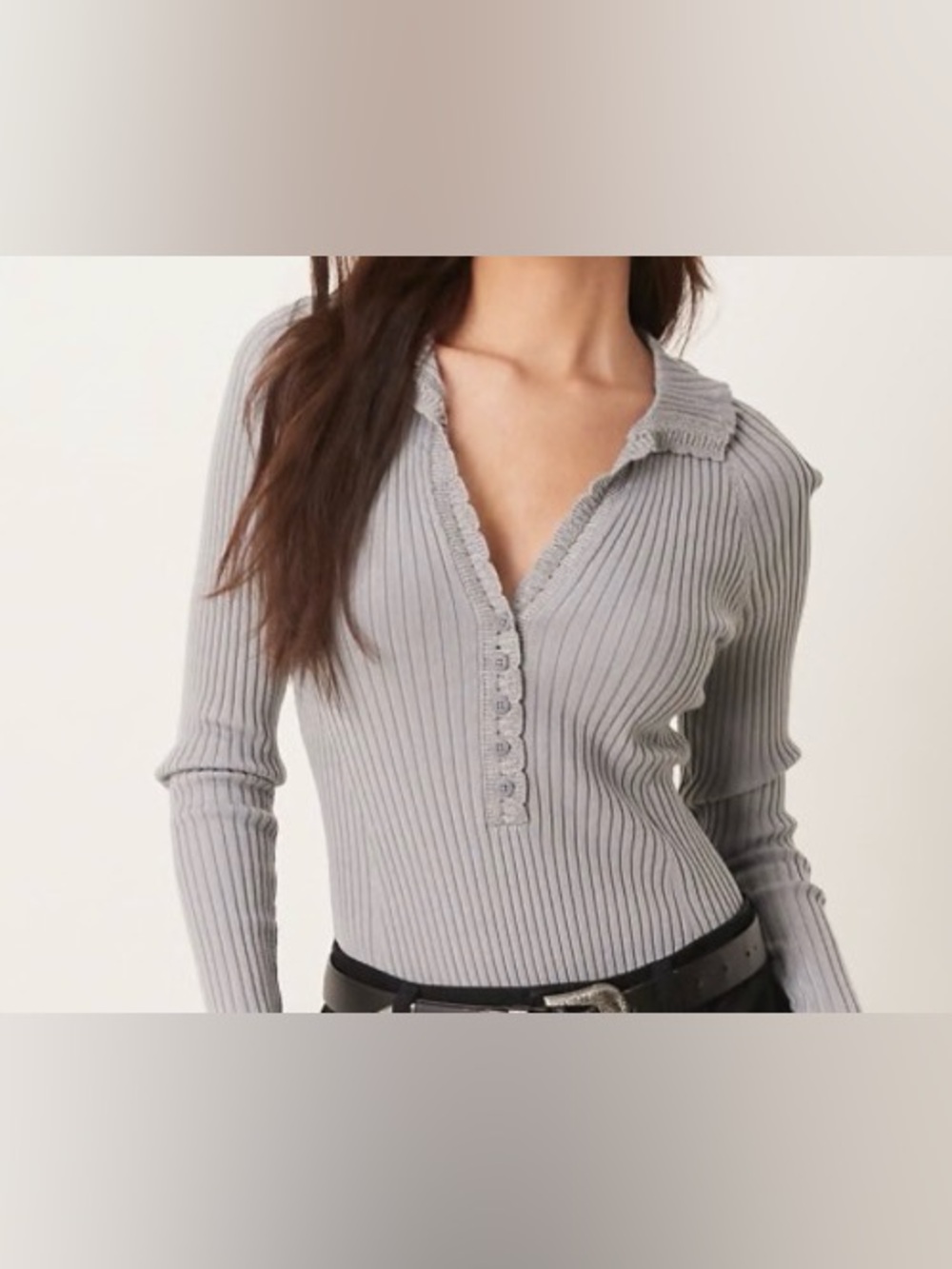 Free People Scalloped Ribbed V-Neck Sweater - Light Gray